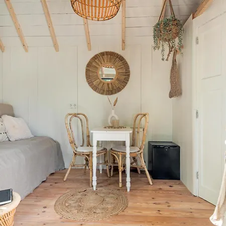 Tiny House *